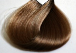 צבע לוריאל 9-0 בלונד בהיר מאוד עמוק LOREAL